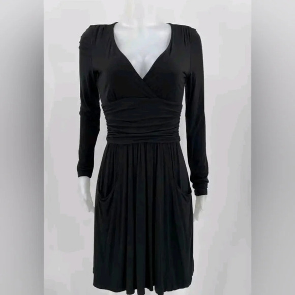Athleta Black Ruched front pocket midi long sleeve athleisure dress size xs - Picture 1 of 10